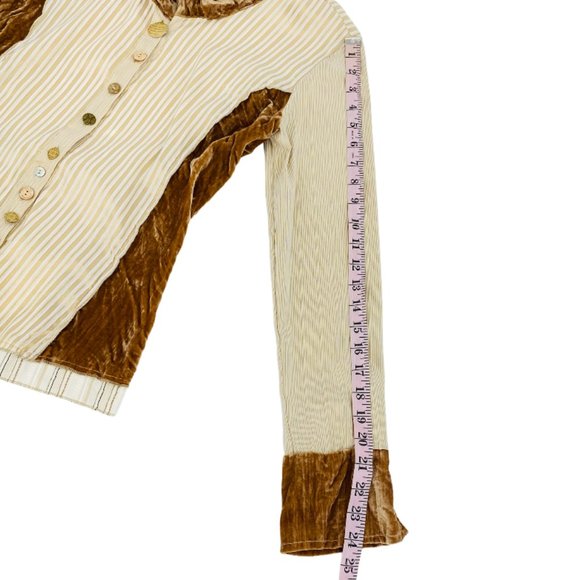 Elisa Cavaletti Vintage Velour Accent Button Blouse - Picture 13 of 16